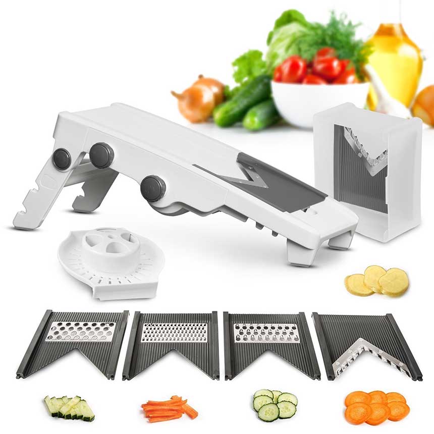 Adjustable mandoline slicer