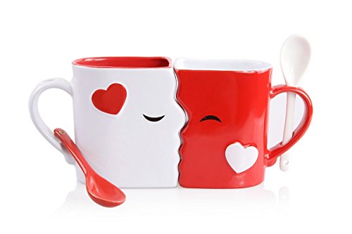 Kissing Coffee Mugs