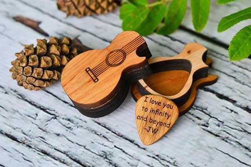 Wood Guitar Pick Box