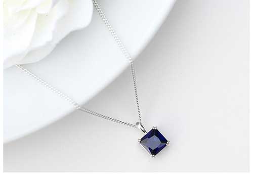 Solitaire Sapphire Pendant