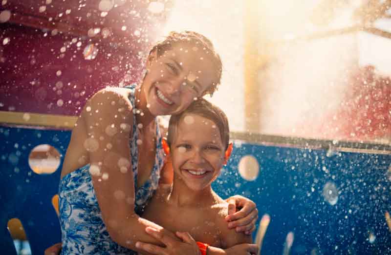 Waterpark Relatives