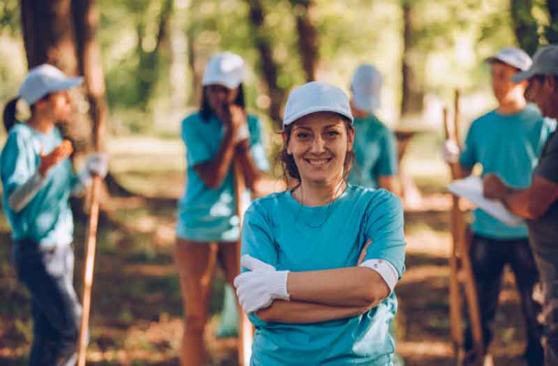 Woman volunteering at her community